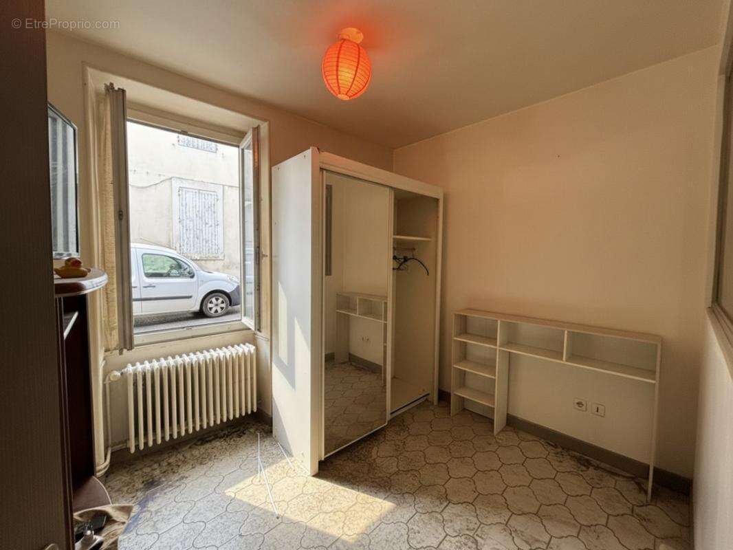 Appartement à BOURG-SAINT-ANDEOL