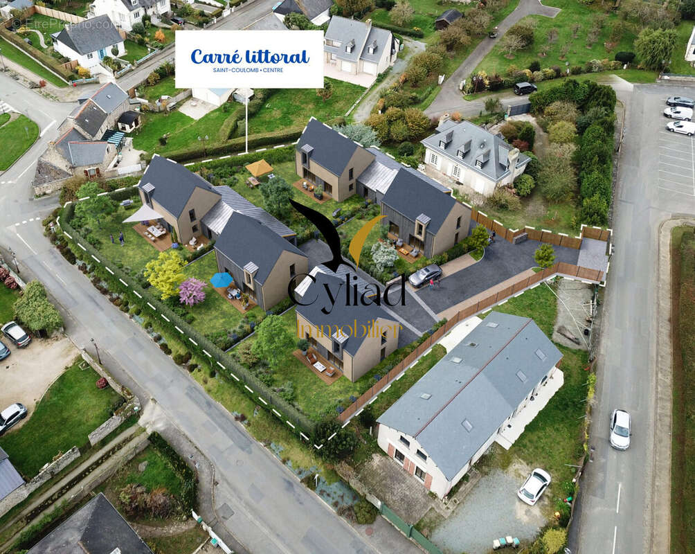 Terrain à SAINT-COULOMB