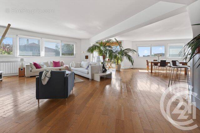 Appartement à FONTENAY-SOUS-BOIS