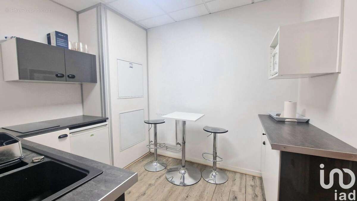 Photo 2 - Commerce à ARGENTEUIL