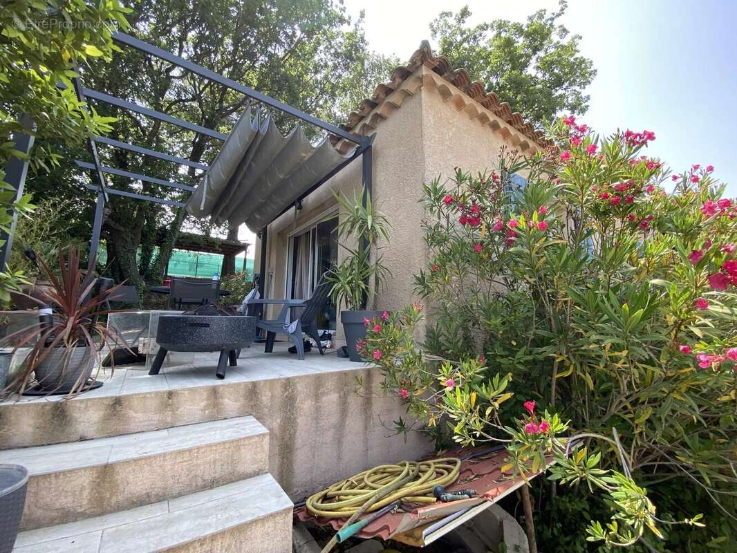 Maison à SAINT-MAXIMIN-LA-SAINTE-BAUME