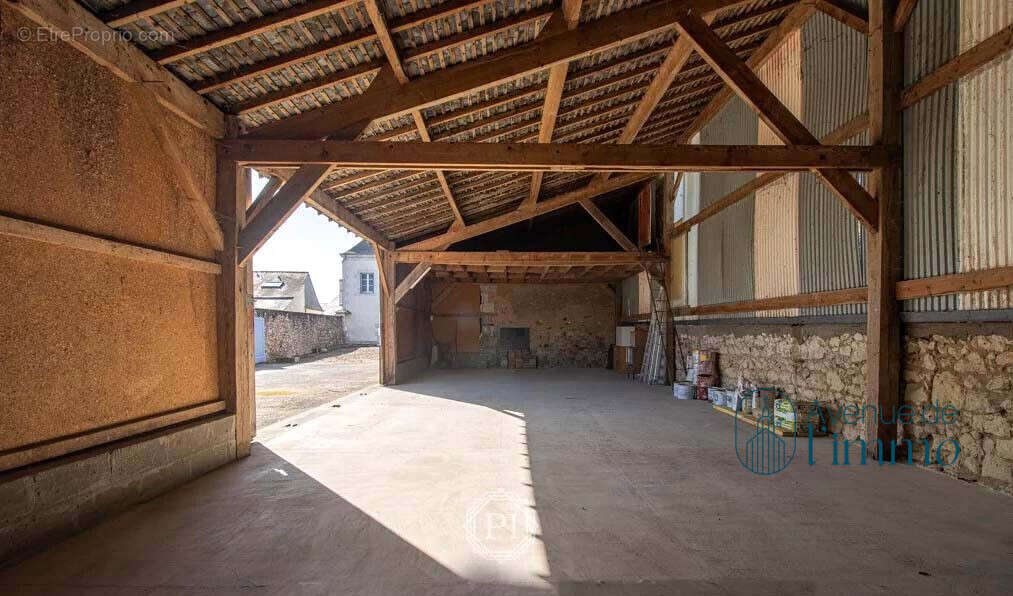 Maison à BEAUFORT-EN-VALLEE