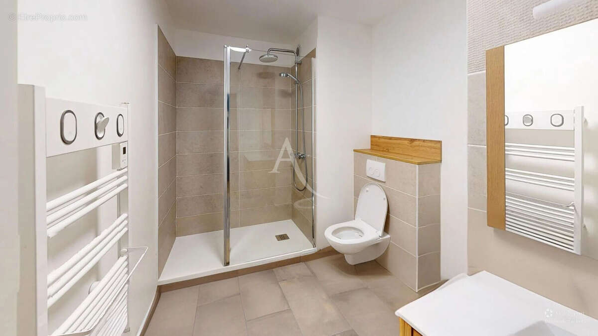 Appartement à LE PLESSIS-PATE