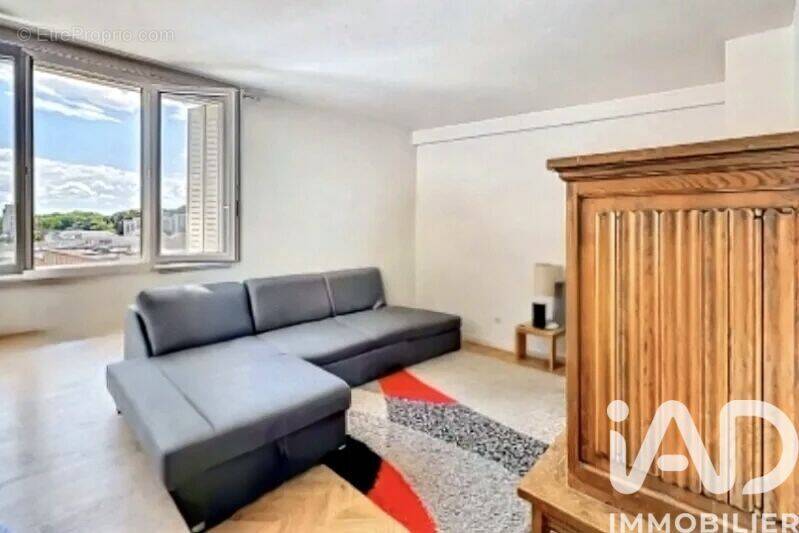 Photo 1 - Appartement à IVRY-SUR-SEINE