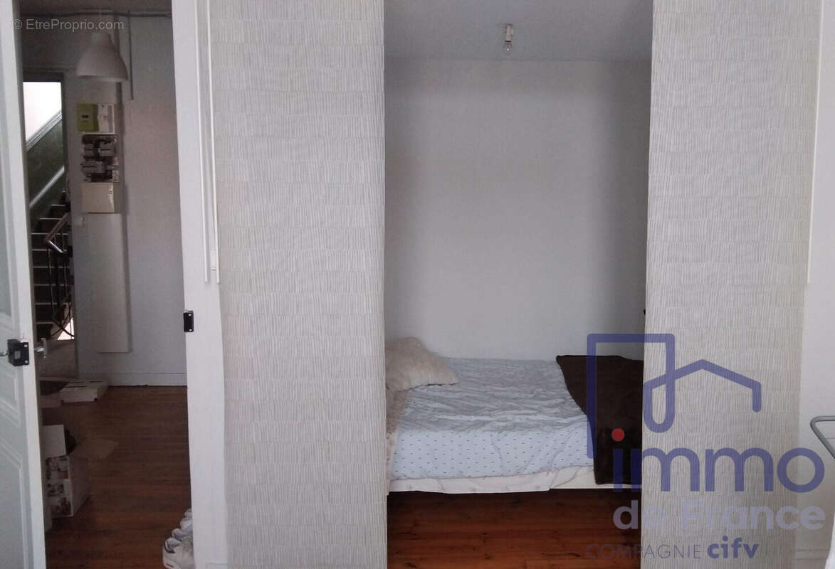 Appartement à SAINT-ETIENNE