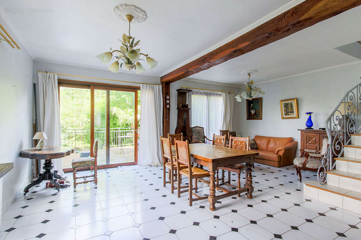 Maison à MAULE
