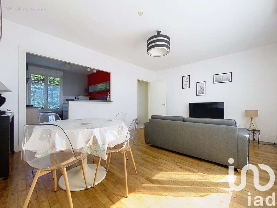 Photo 3 - Appartement à SAINT-JOUAN-DES-GUERETS