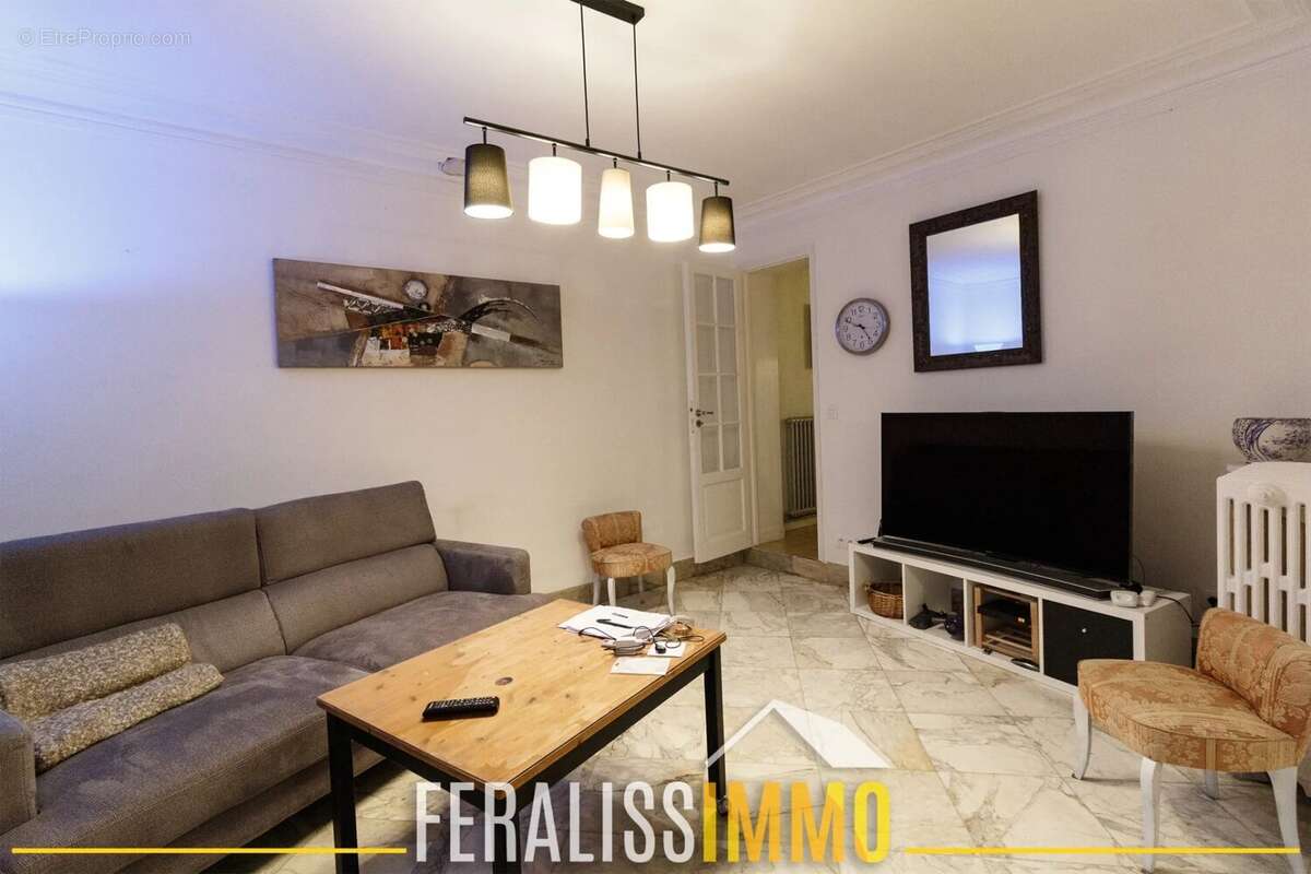 Maison à VAUX-SUR-SEINE