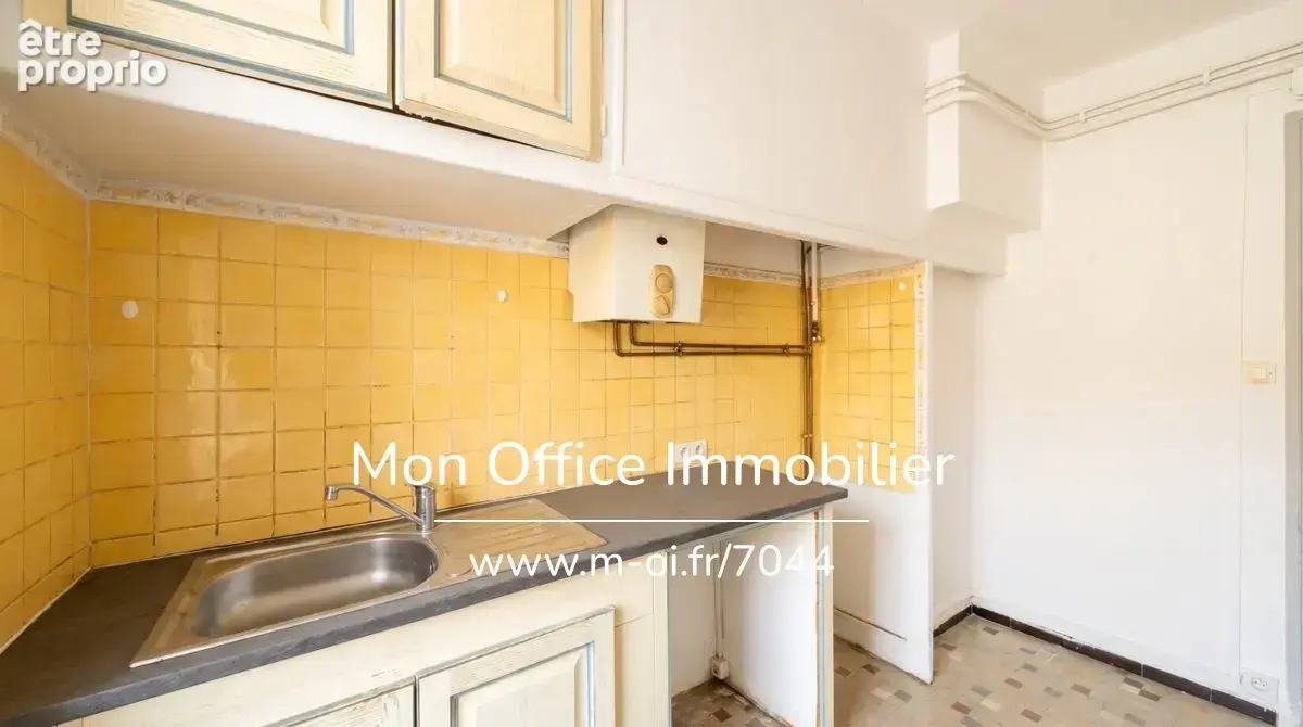 Référence : 7044-CGO - Appartement T4 - Secteur Bon Secours - photo 5