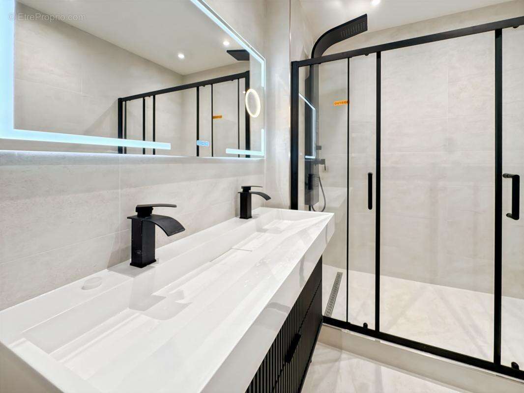 Spacieux duplex rénové - Rue des Villas - photo 11