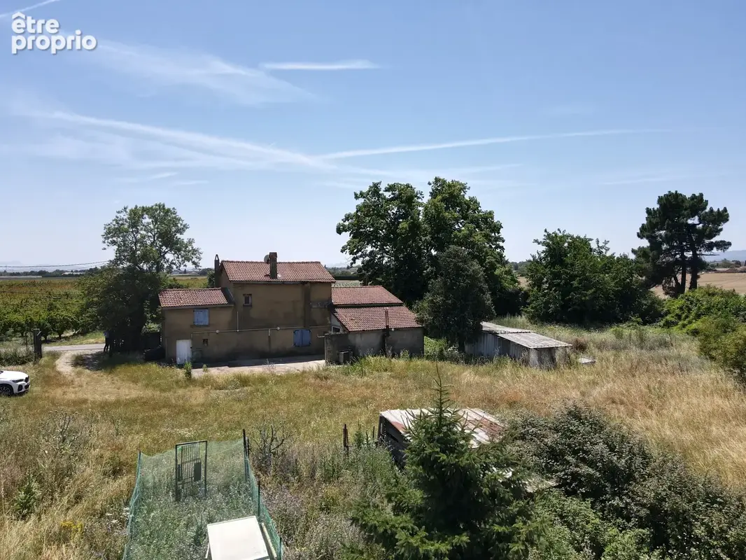 Corps de ferme à rénover intégralement sur 8 586 m2 de terrain - photo 18