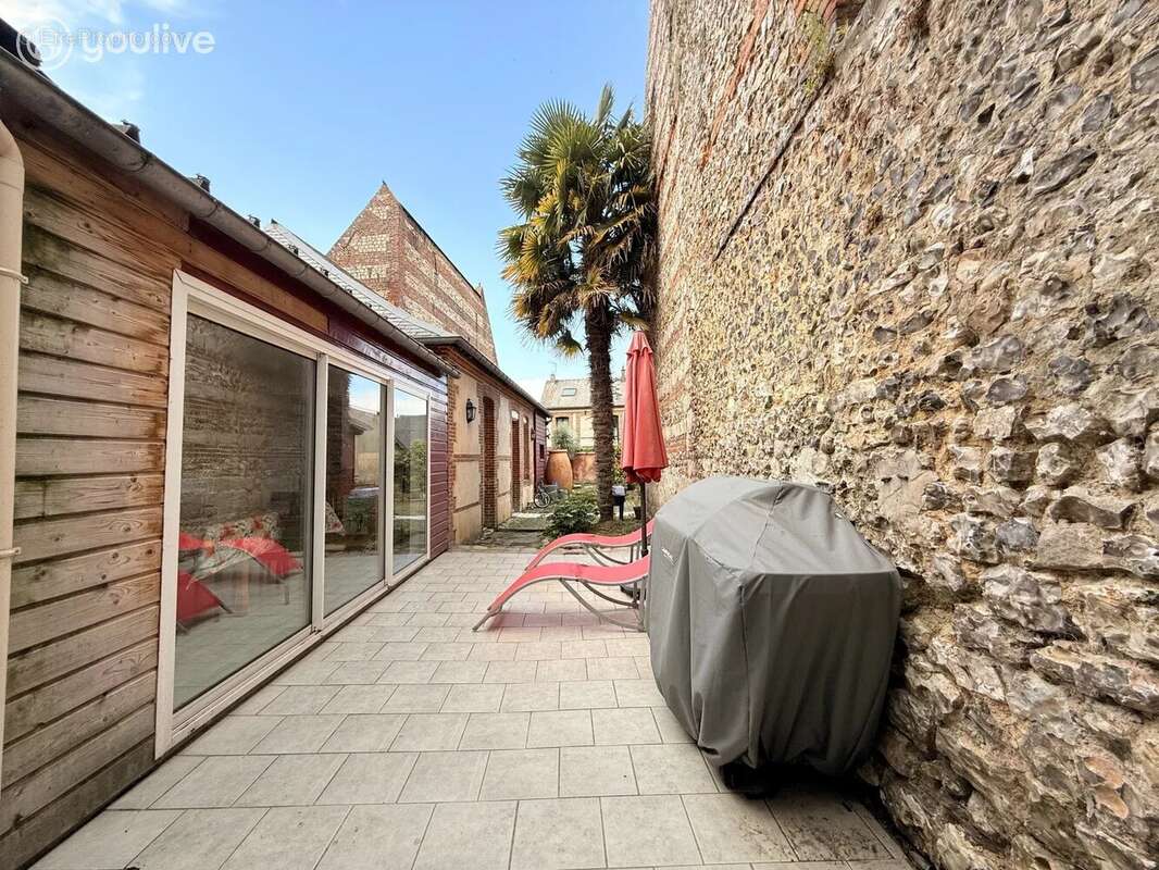 Maison à CANY-BARVILLE