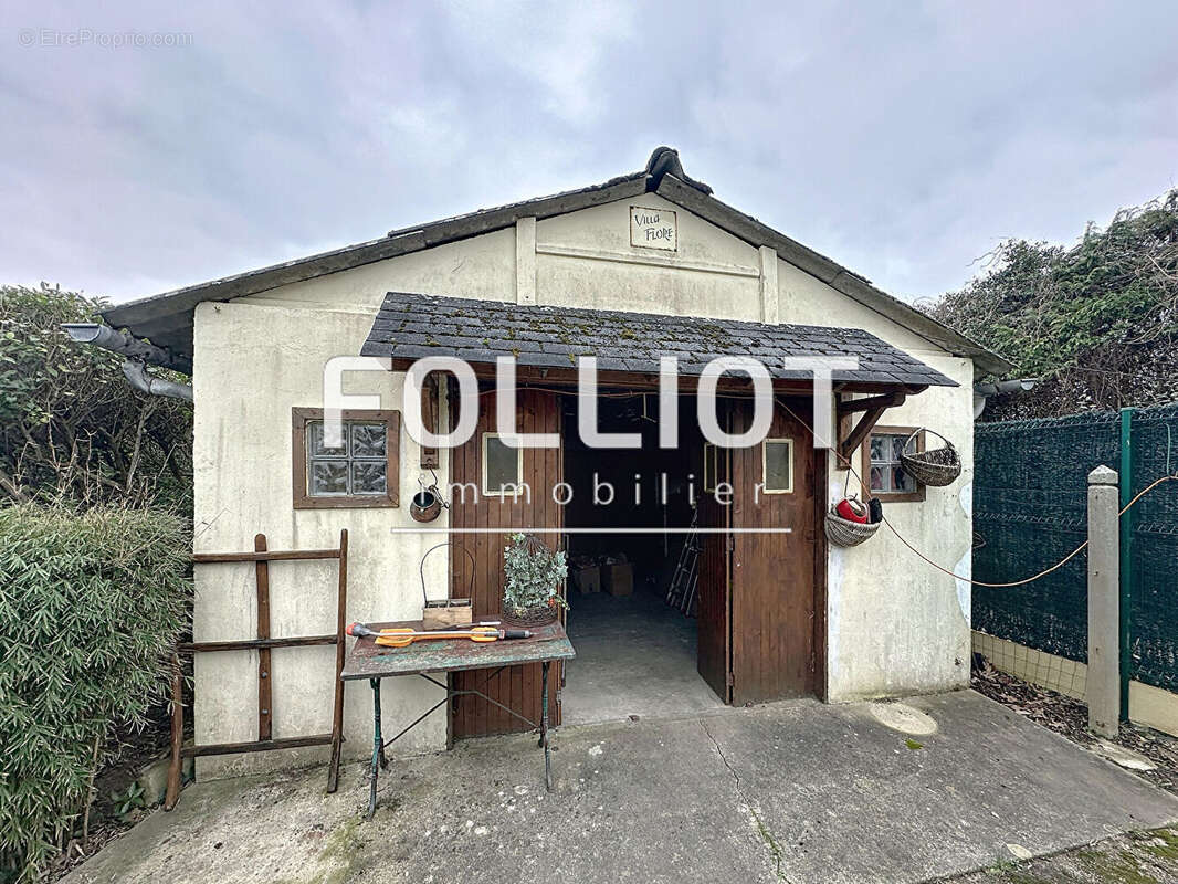 Maison à COURSEULLES-SUR-MER