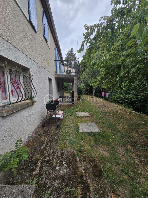 Maison à AIGUEFONDE