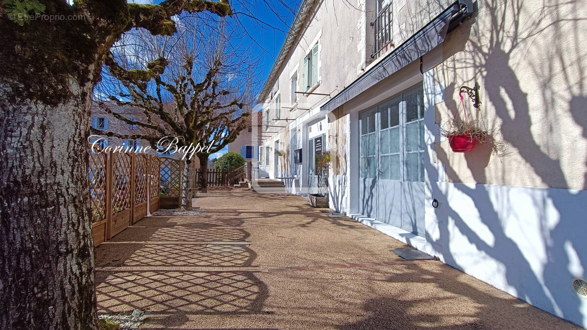 Appartement à SAINT-JORY-DE-CHALAIS