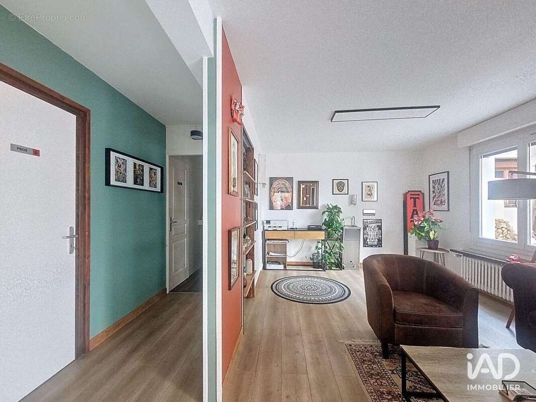 Photo 6 - Commerce à BONNE