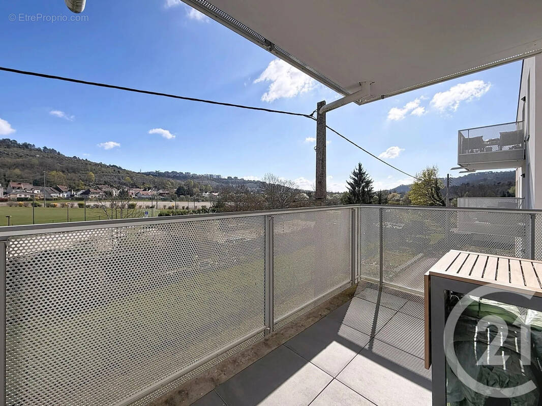 Appartement à PLOMBIERES-LES-DIJON