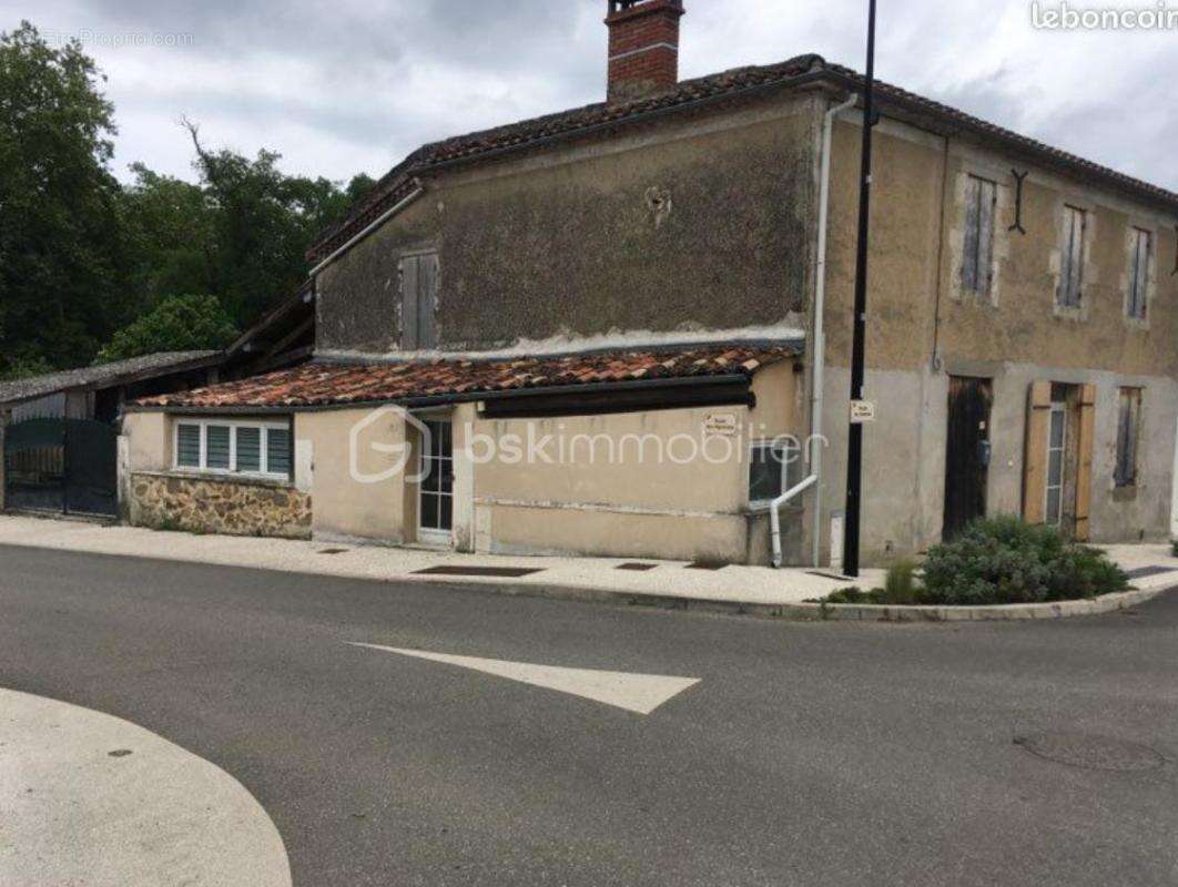 Maison de 2 appartements avec terrain - photo 3