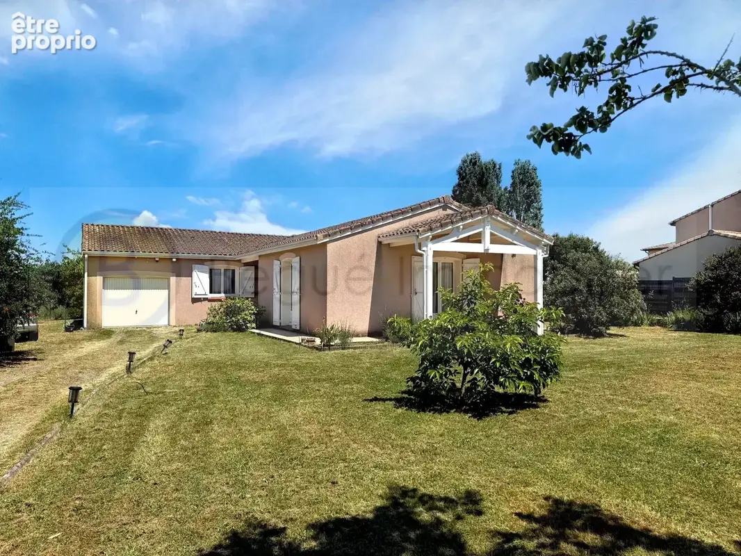 Maison à BRAX