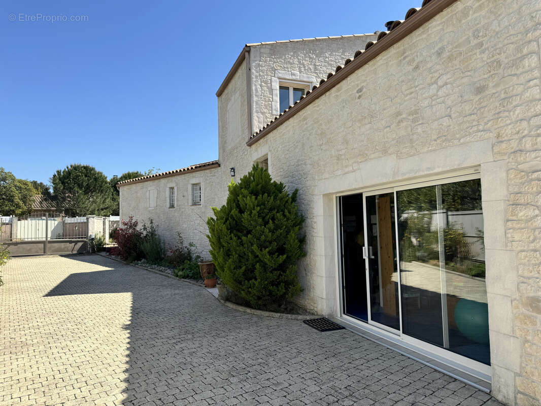 Maison à NIMES