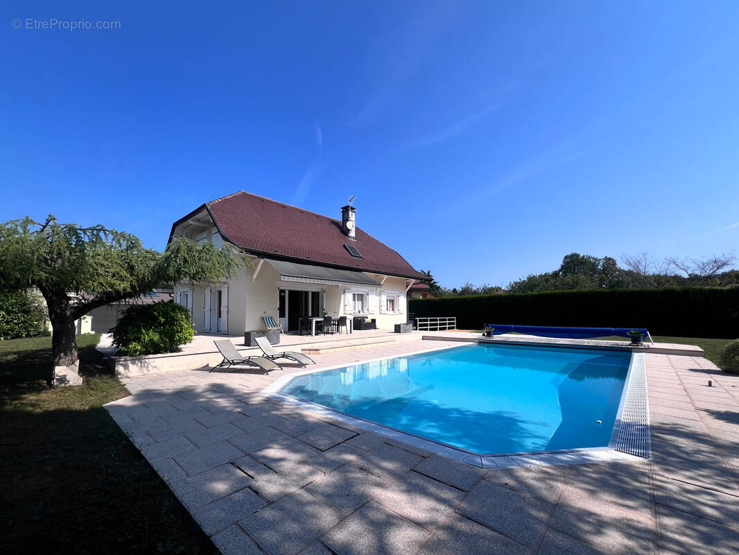 Maison à METZ-TESSY