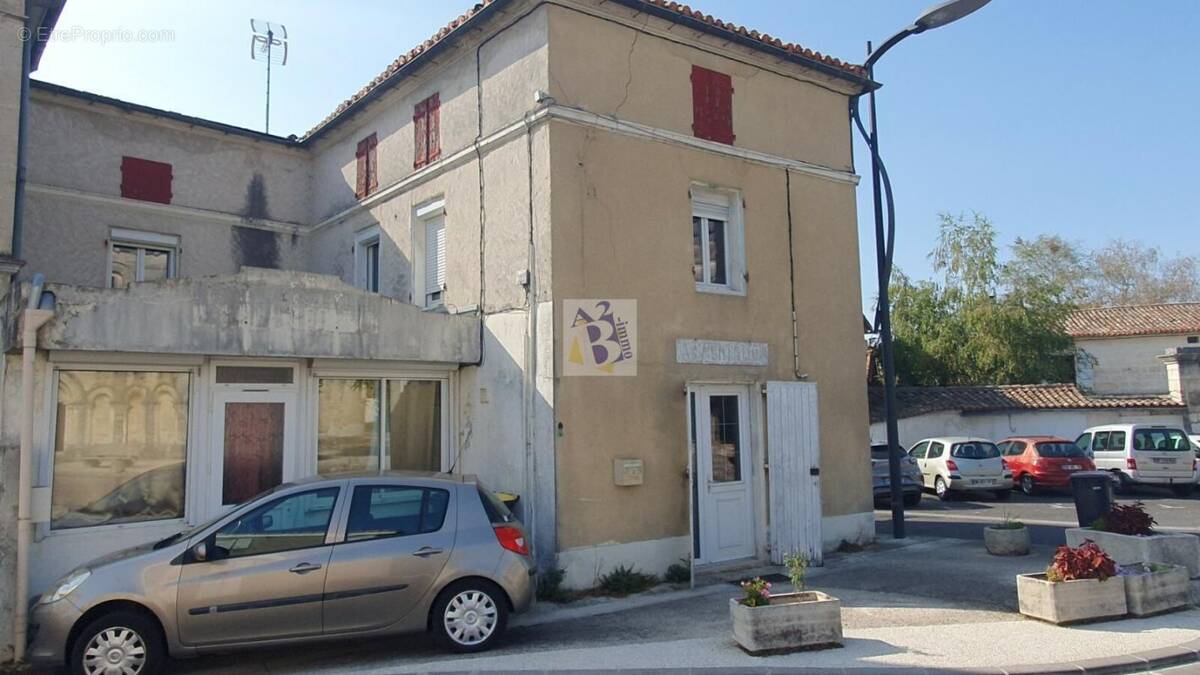 Saint Michel 1 Studio + 1 maison T3 - photo 1