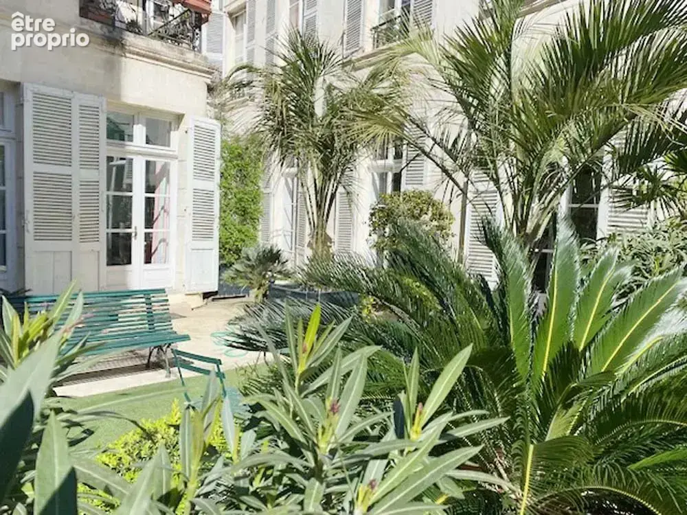 Avignon Intra-Muros: Appartement 160 m² avec Vaste Terrasse - photo 2