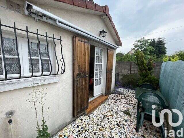 Photo 2 - Maison à LES PAVILLONS-SOUS-BOIS