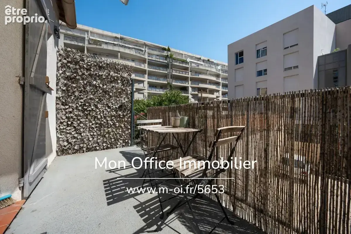 Référence : 7340-MCO - Exclusivité — Immeuble de rapport composé de 4 appartements et une  maison , avec jardin extérieur et sta - photo 6