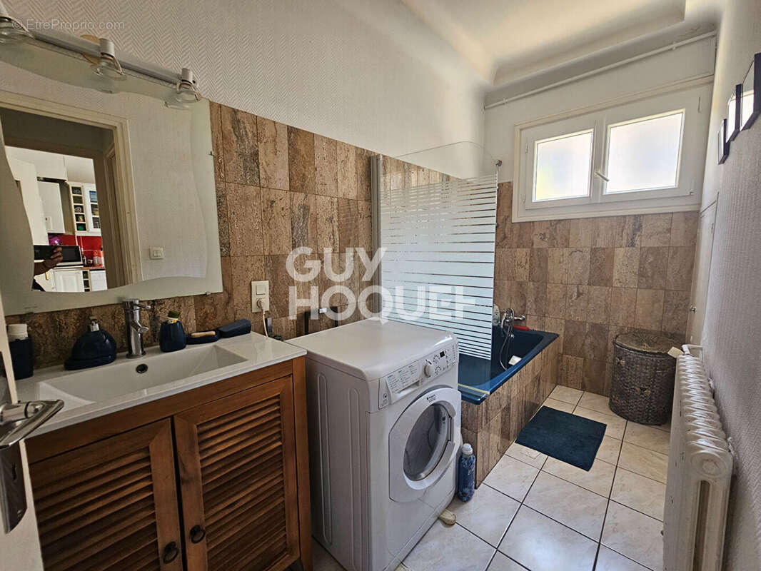 Appartement T4 avec garage et jardin commun. A vendre à PERPIGNAN (66000) Quartier Les Remparts - photo 8
