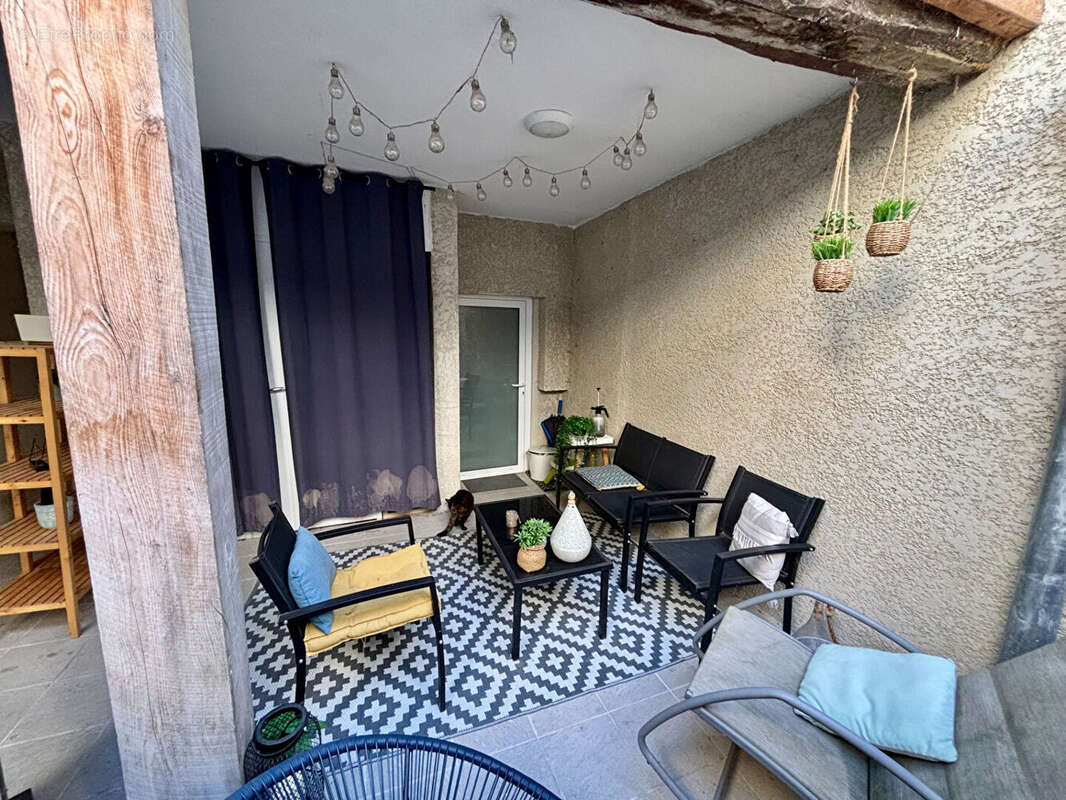 Maison à MONTLUEL