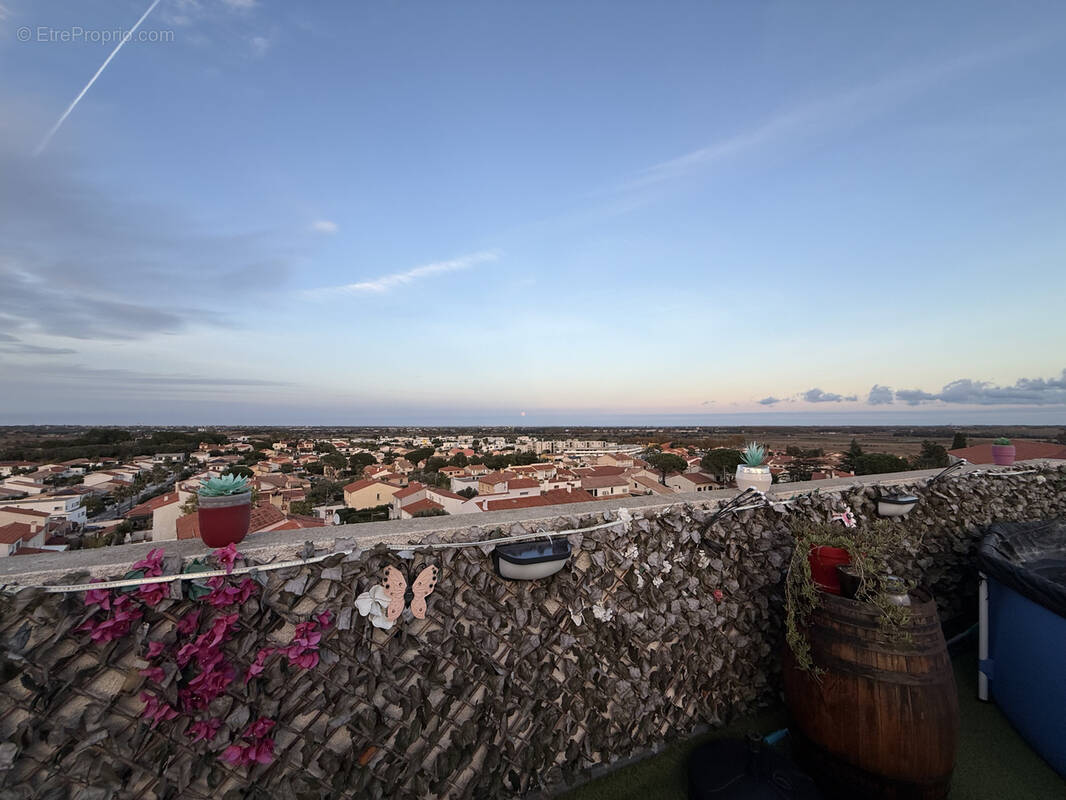 Maison à VILLENEUVE-DE-LA-RAHO