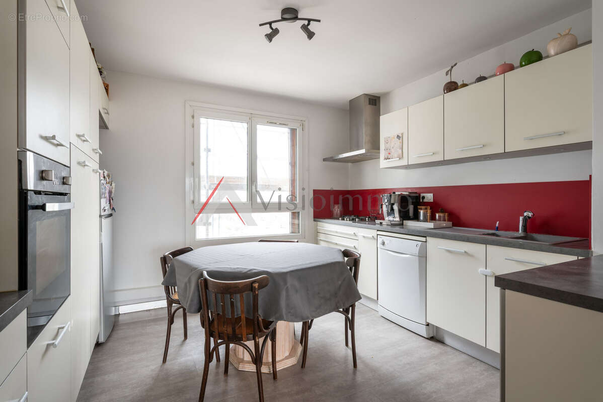 Appartement à SASSENAGE