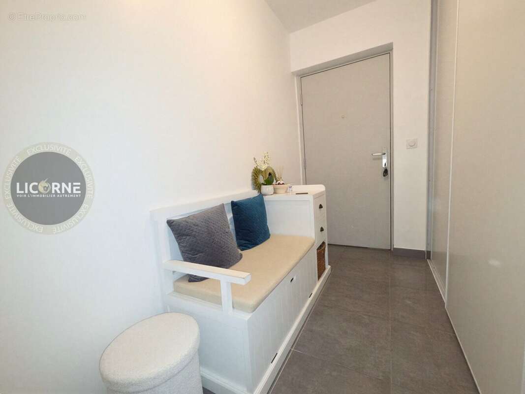 Entrée - Appartement à MARSEILLE-14E