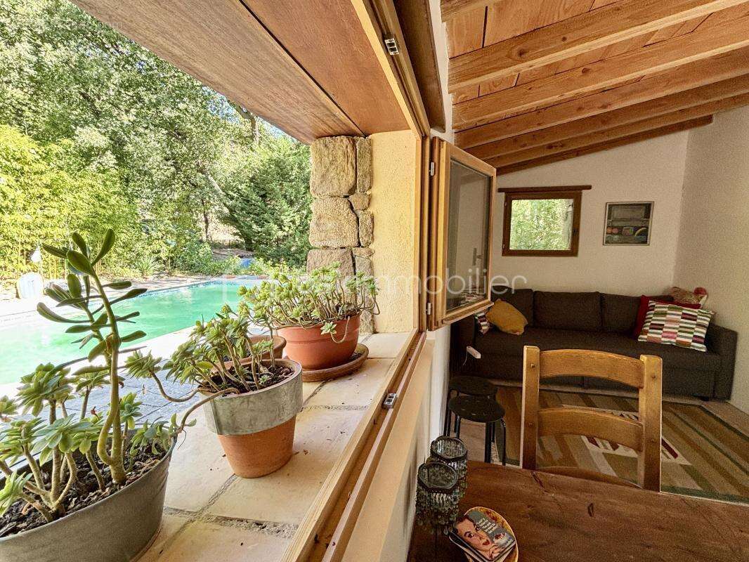 Maison à SAINT-PRIVAT