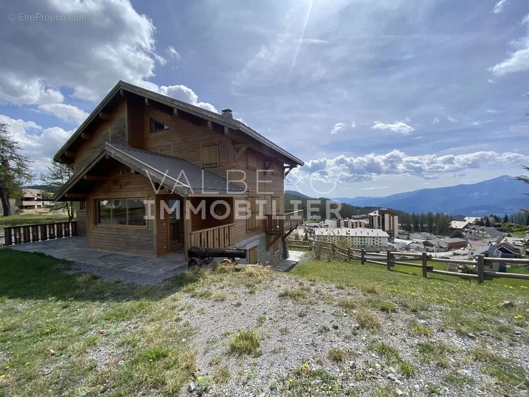 Chalet haut de gamme - 241 m² habitable - photo 2