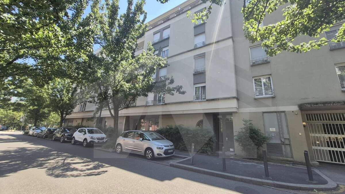 Résidence Le Jardin des Muses  4P+C traversant de 79,32 m2 a - photo 14