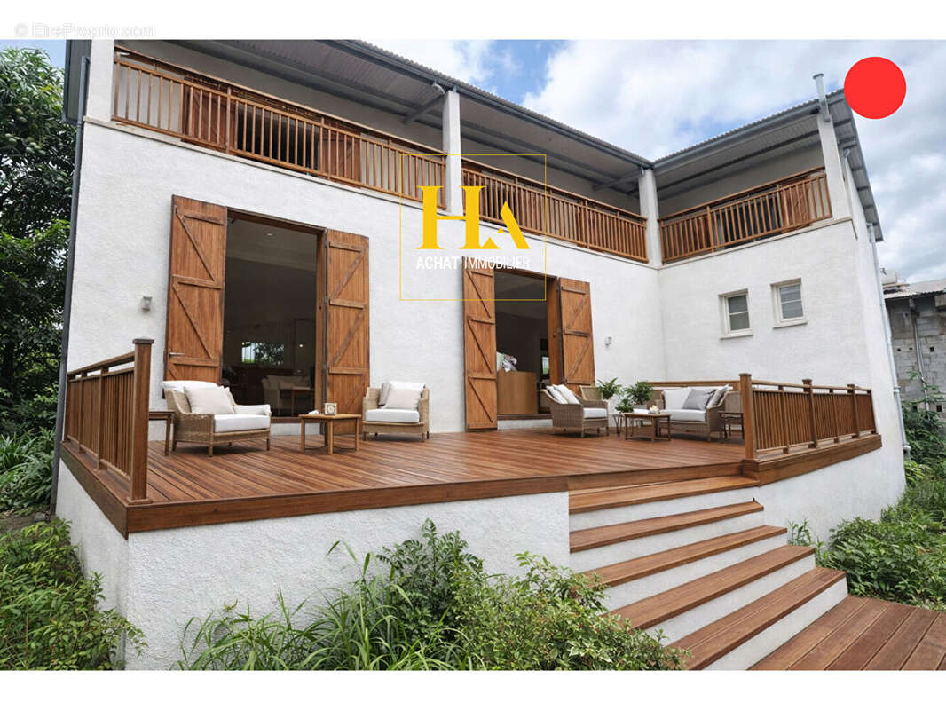 Maison T4 165,4m² à terminer - Saint Pierre - Ligne des Bambous - 1750 m² terrain - photo 3
