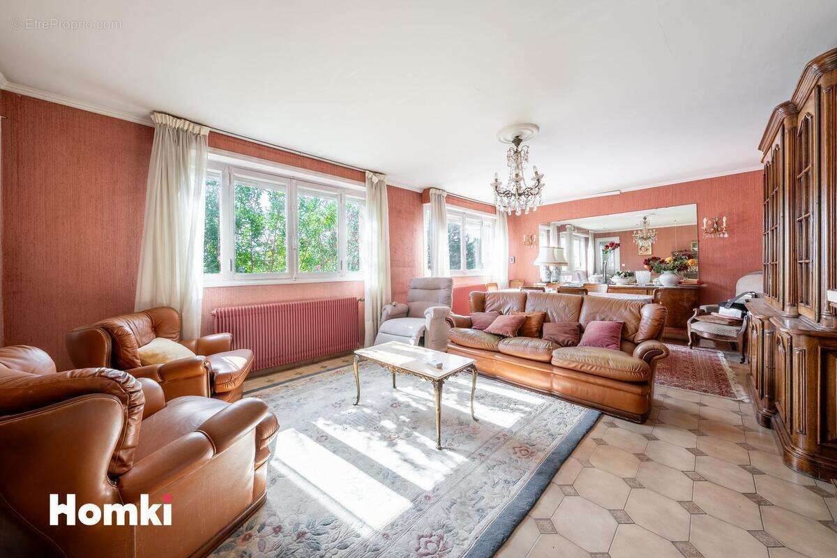 Maison à BLANQUEFORT