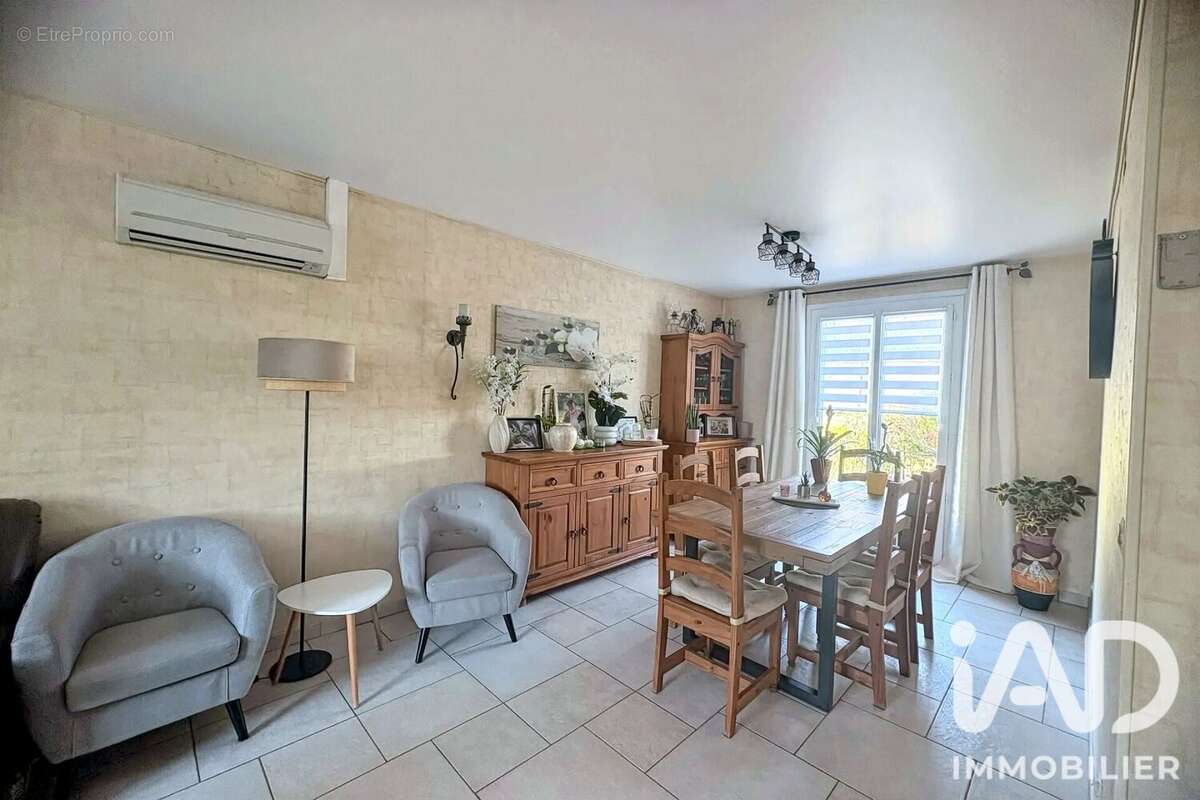 Photo 5 - Maison à PARON