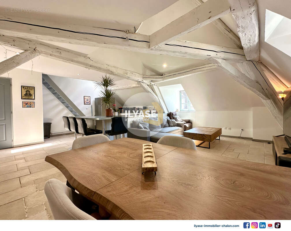 Appartement T3  77 m2  Centre-ville - photo 7
