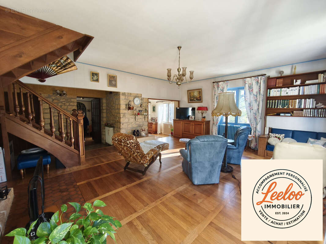 Maison à SARLAT-LA-CANEDA