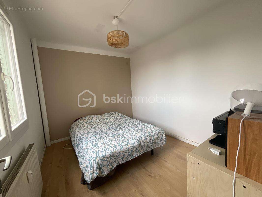 a Voir ! Appartement T4 3 chambres, à deux pas du centre ville et de ses commodités - photo 7