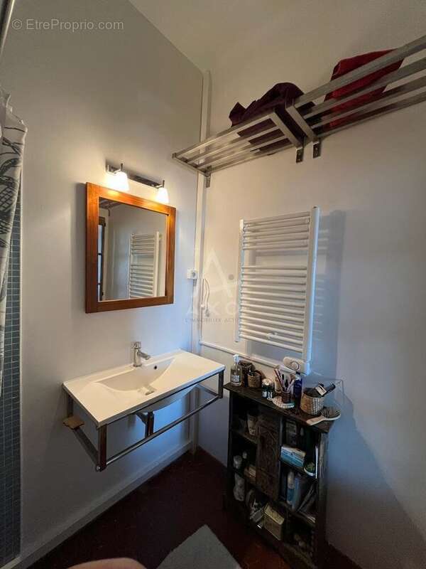 Appartement à MARSEILLE-3E