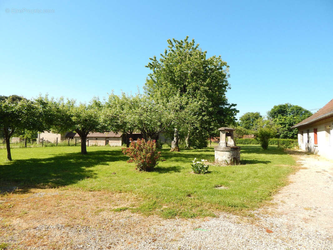 Photo 3 - Maison à BLETTERANS
