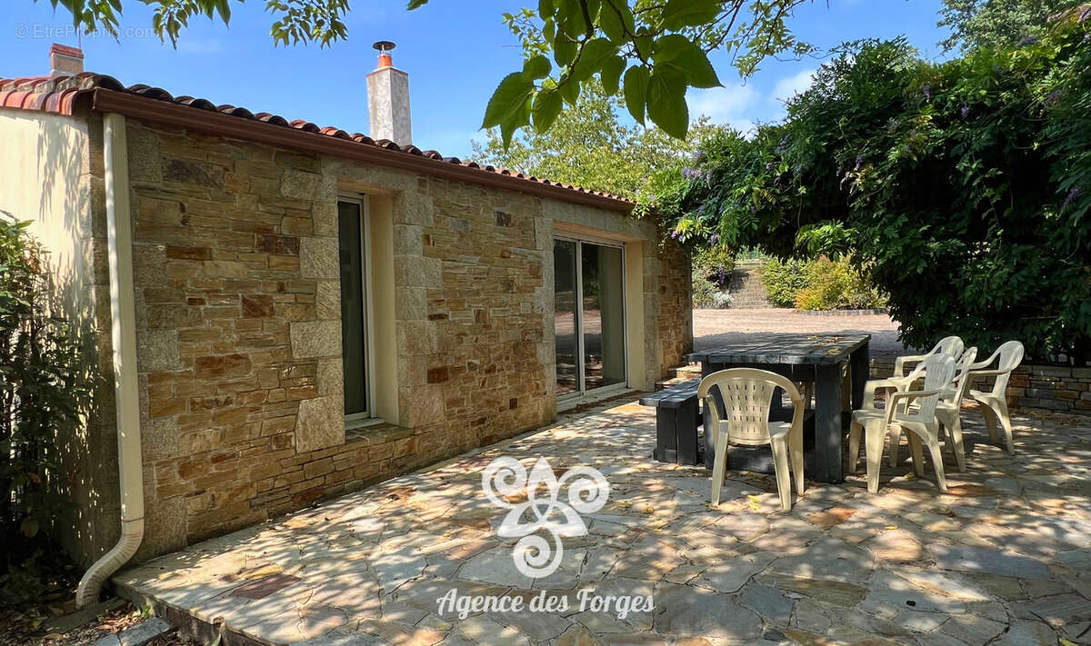 Maison à GORGES