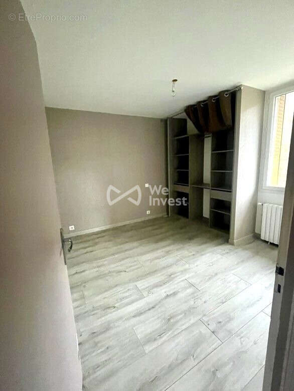 Appartement à SAINT-BONNET-AVALOUZE