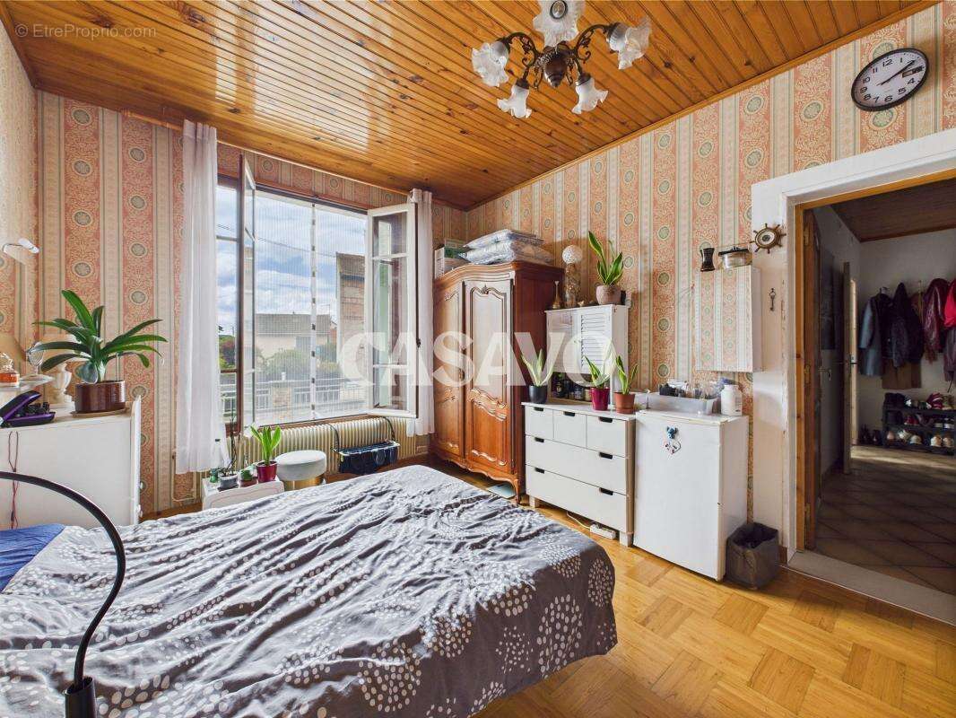 Maison à LIVRY-GARGAN