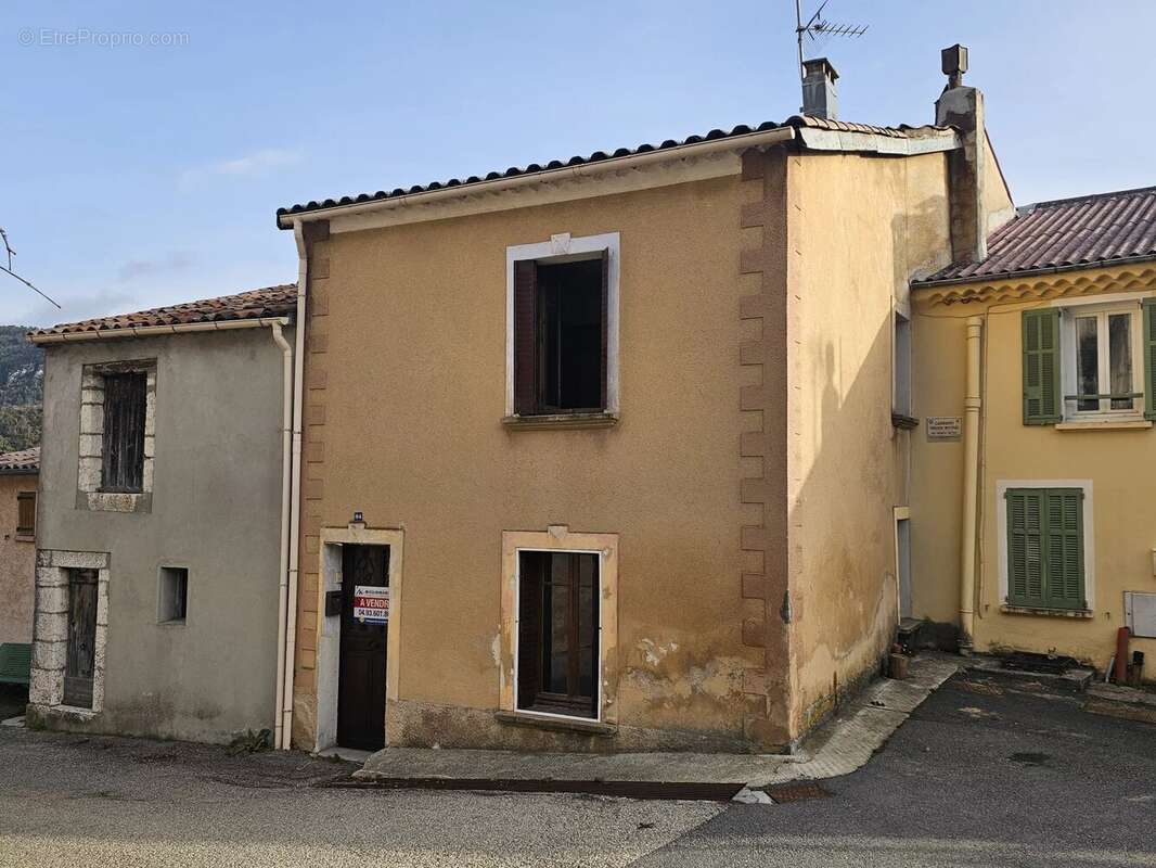 Maison à SERANON