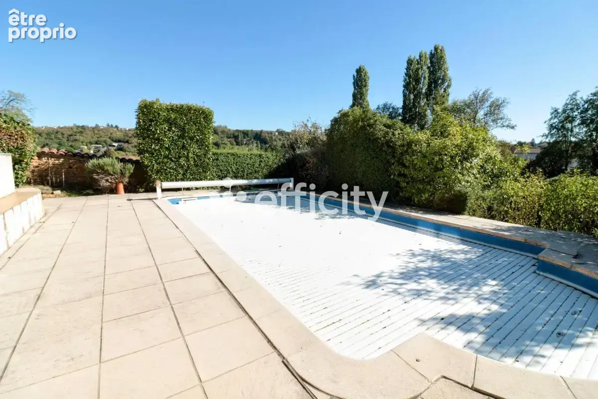 Maison 8 pièces 146 m² à vendre à Pouilly-Le-Monial (69400) - photo 14